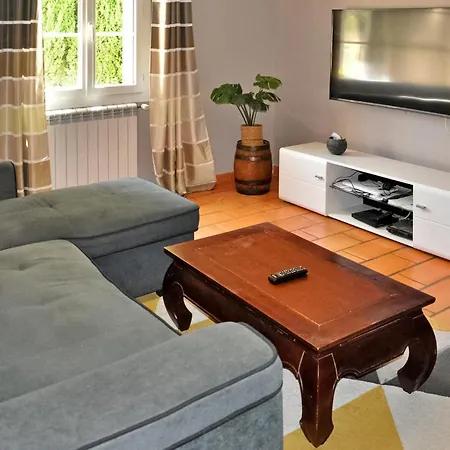 La Bastide De Peyrevert Holiday home *